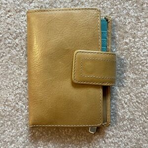 FOSSIL GENUINE LEATHER BIFOLD WALLET